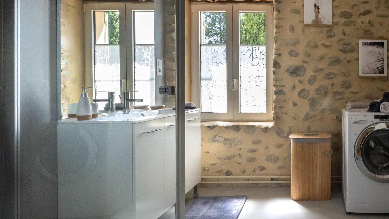 Photo of Bathroom in Les Mees