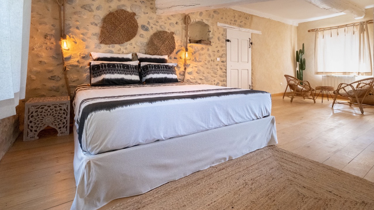 Photo of Bedroom in Les Mees