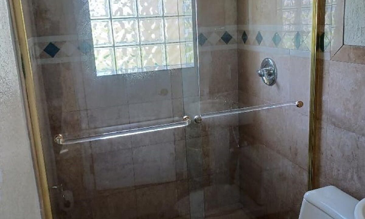 Photo of Bathroom in Lorna Doone