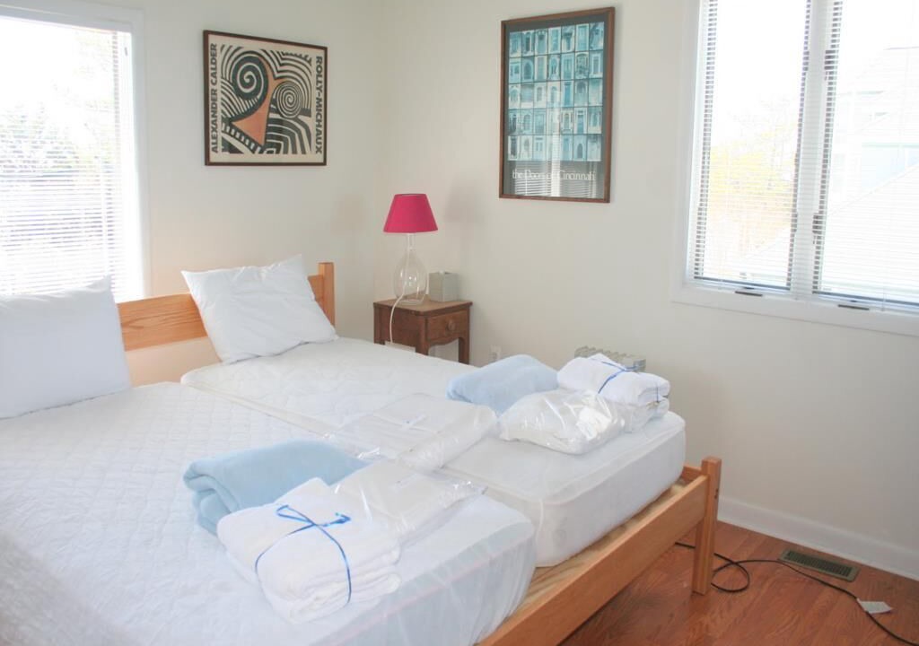 Photo of Others in Loveladies