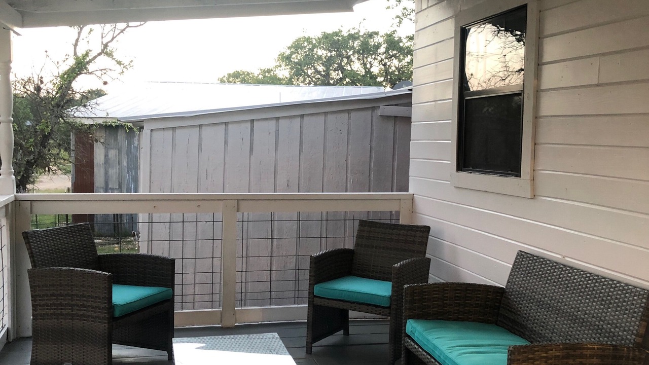 Photo of Patio Balcony in Comfort