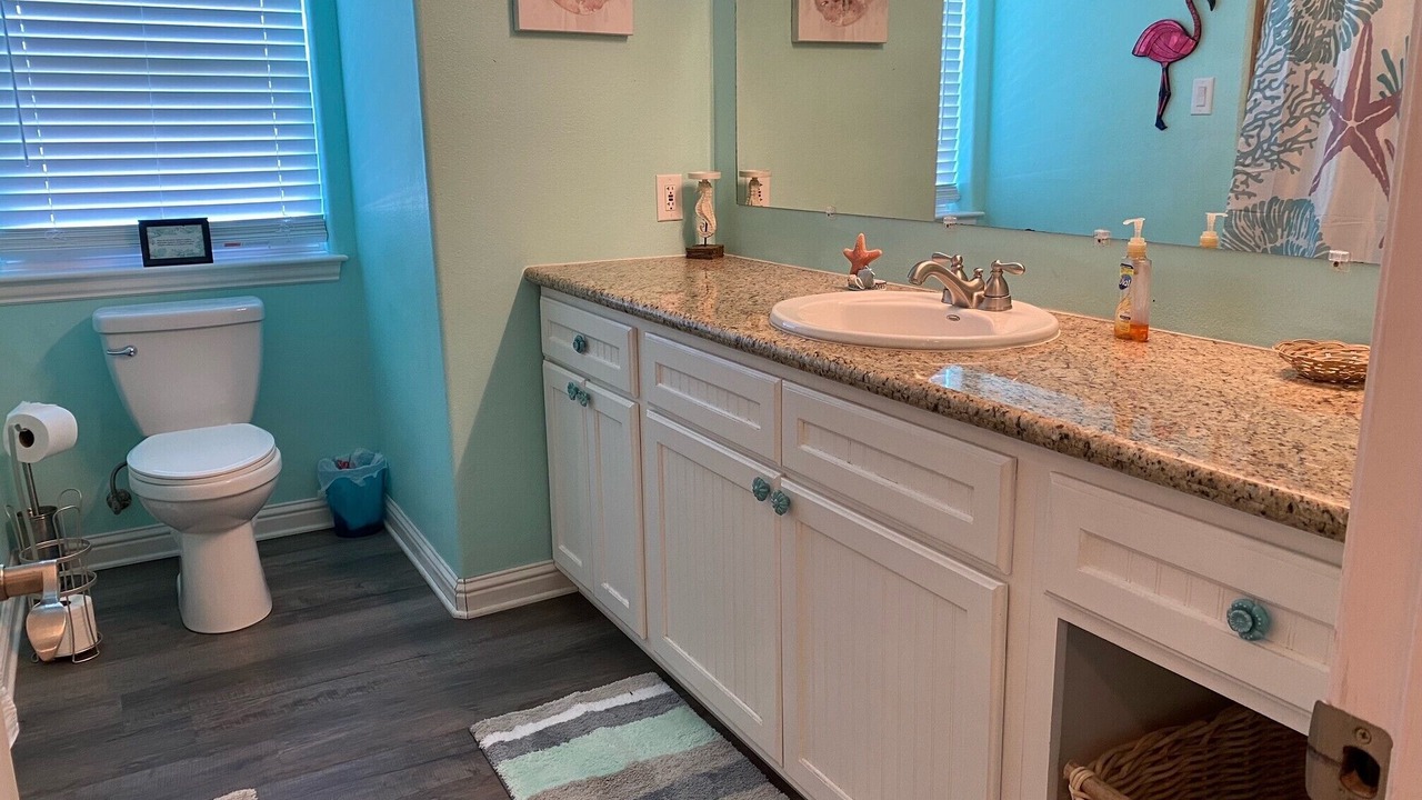 Photo of Bathroom in Port Bolivar