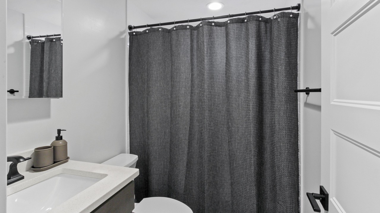 Photo of Bathroom in Canyon Rim
