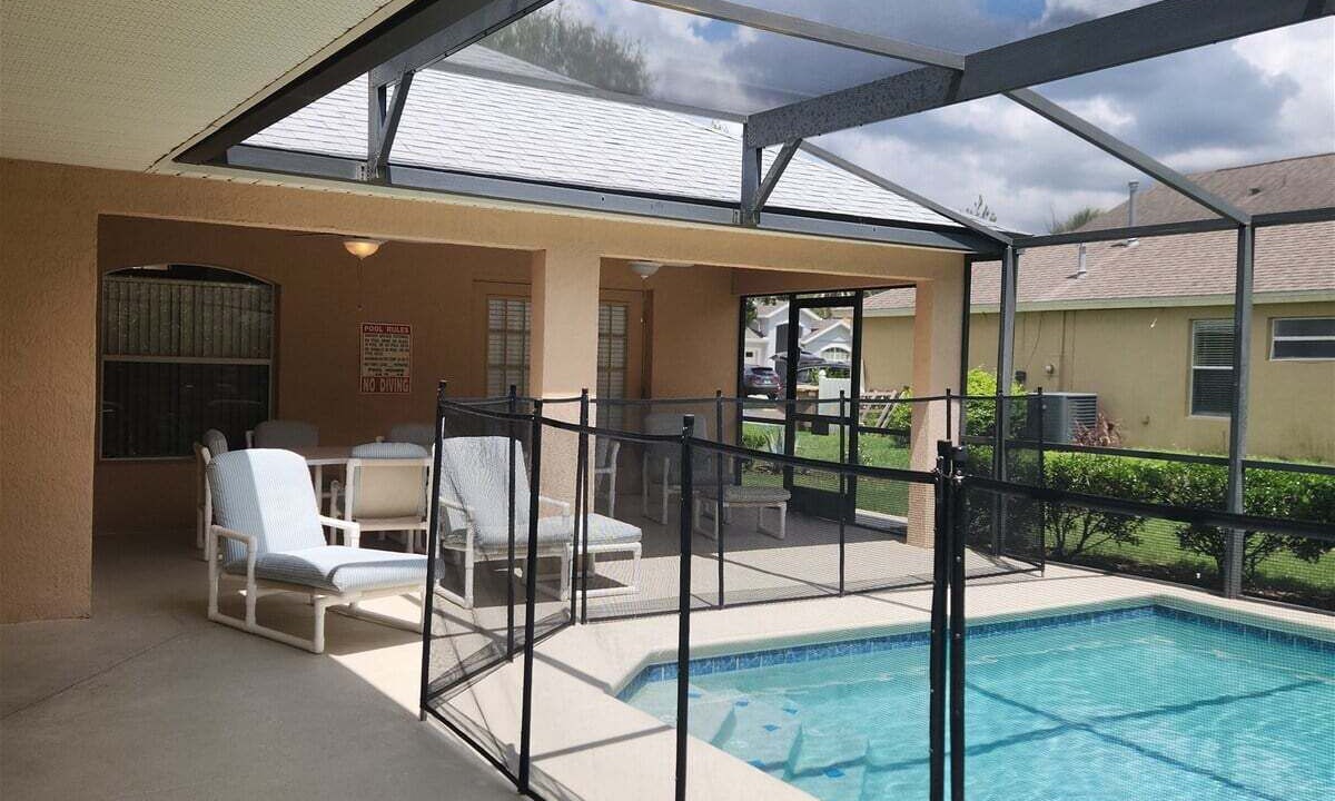Photo of Outdoor in Orange Tree