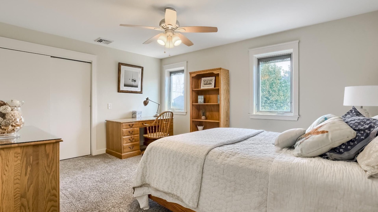 Photo of Bedroom in Bonnet Shores