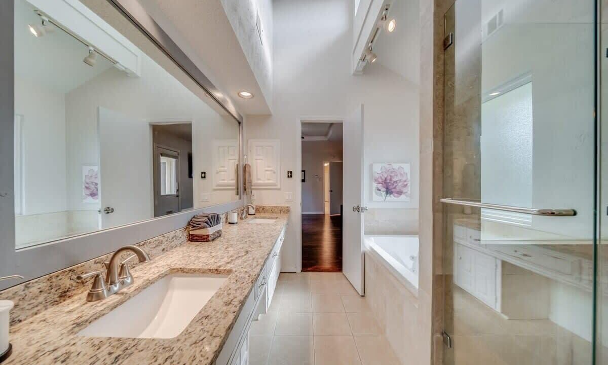 Photo of Bathroom in Plano