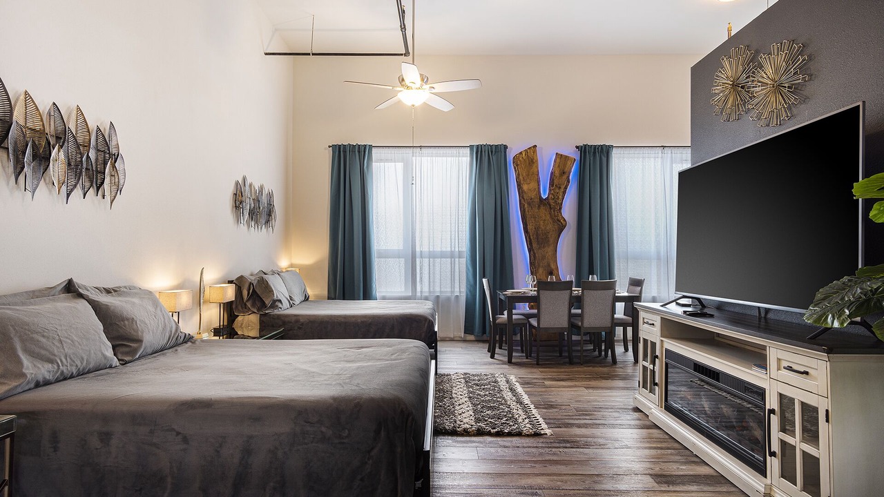 Photo of Others in Monroe