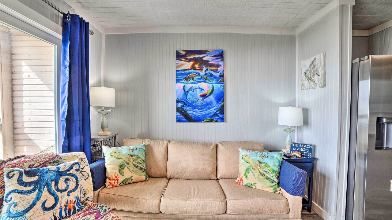 Photo of Livingroom in North Beach