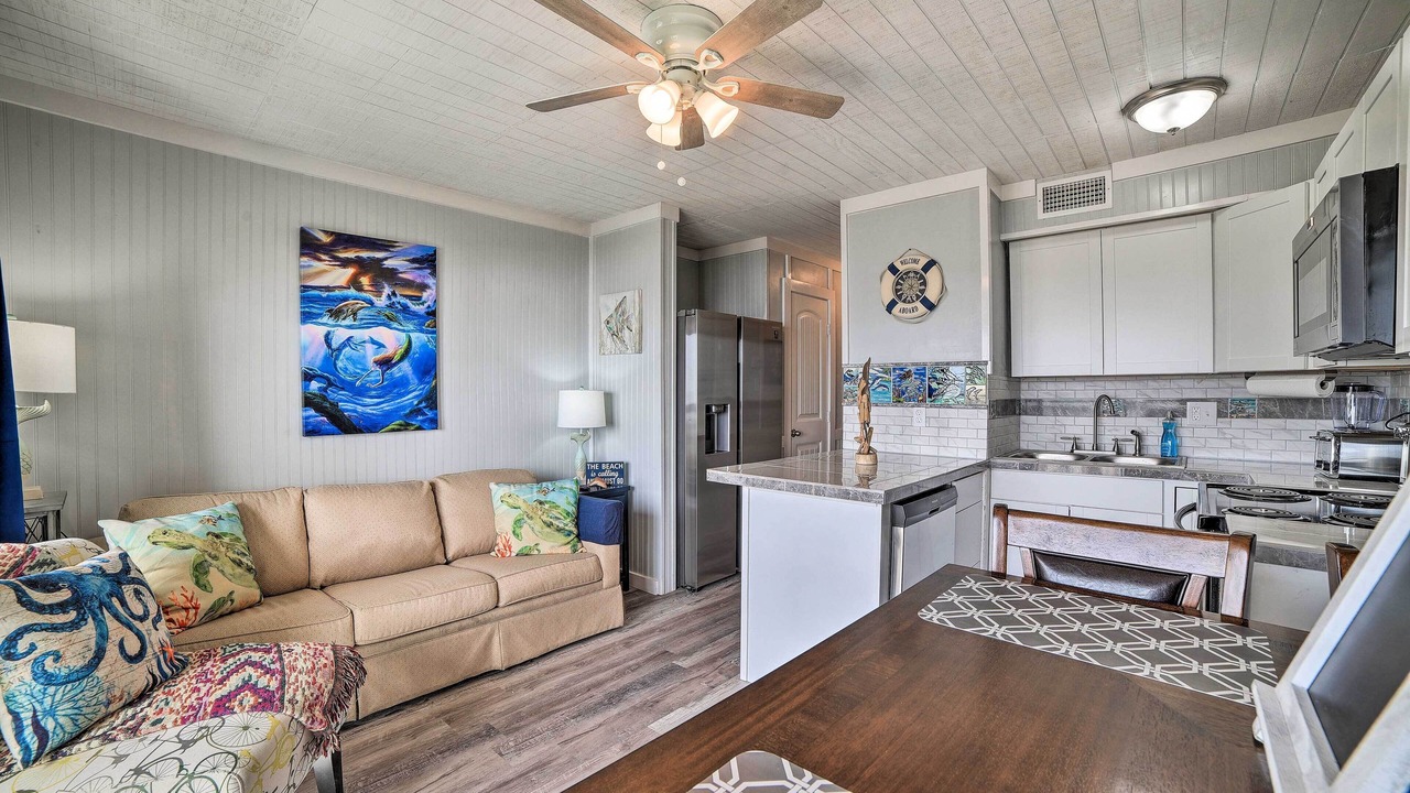 Photo of Livingroom in North Beach