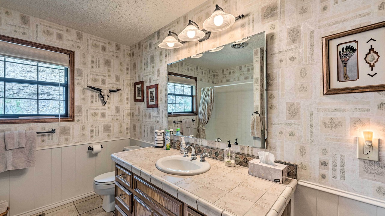 Photo of Bathroom in Ruidoso