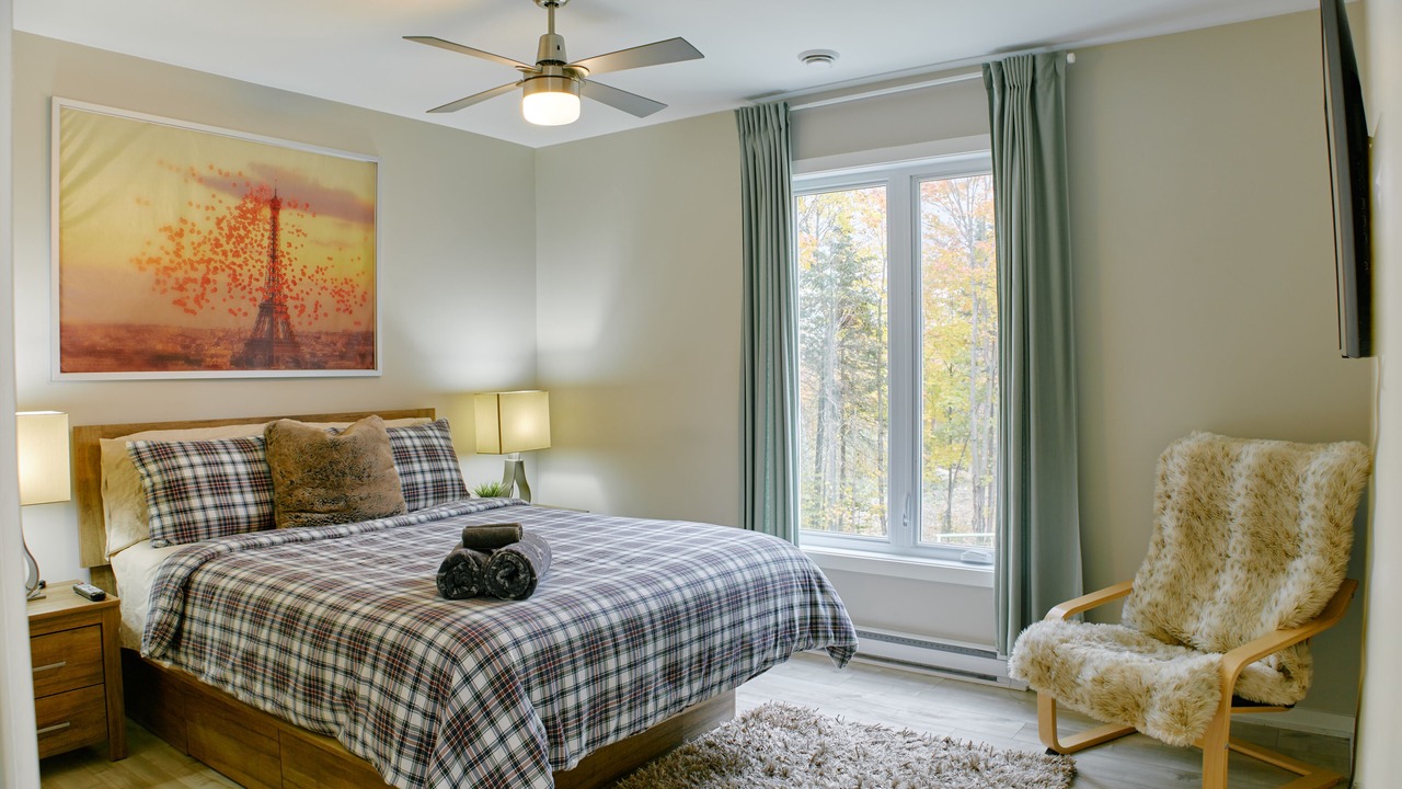 Photo of Bedroom in Chertsey