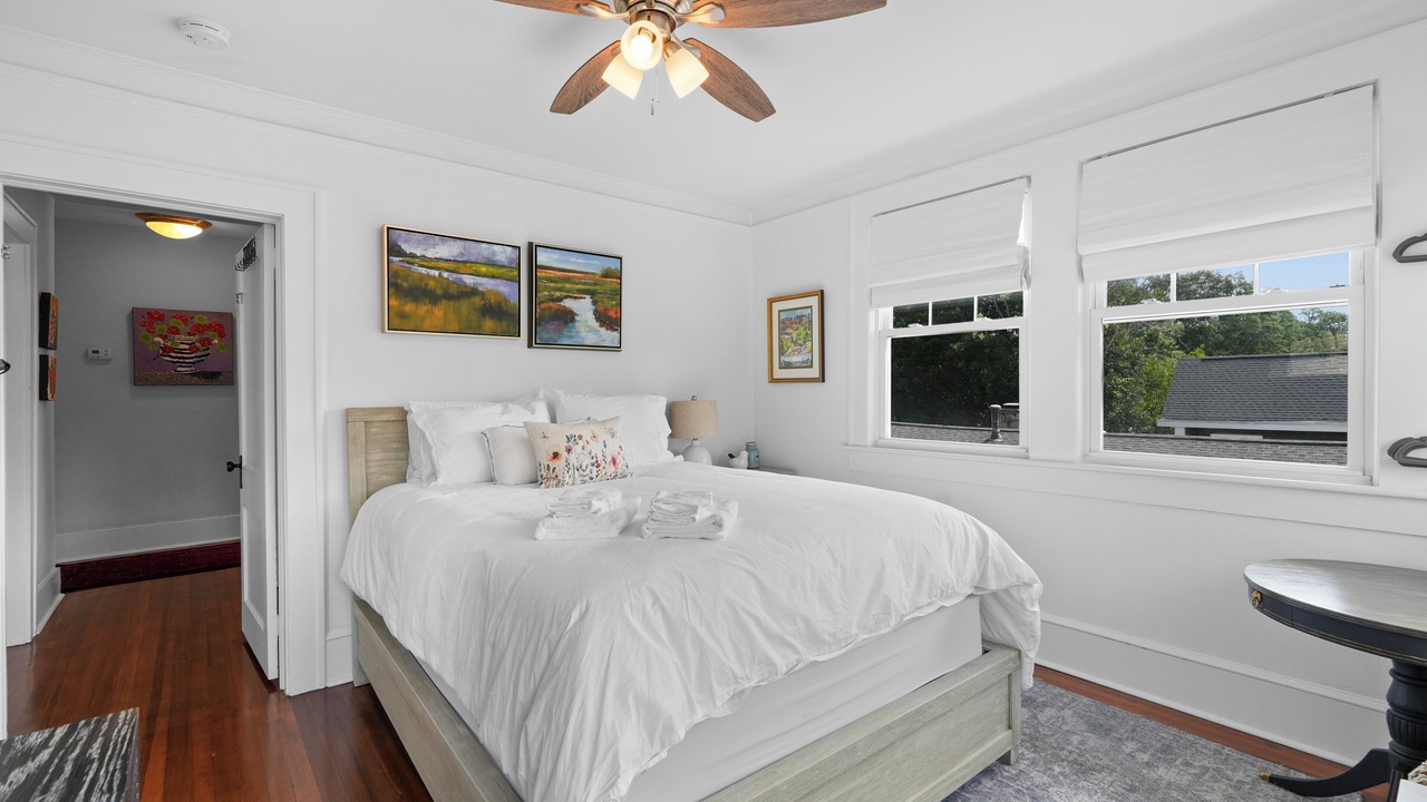 Photo of Bedroom in Pettigru Street Historic District