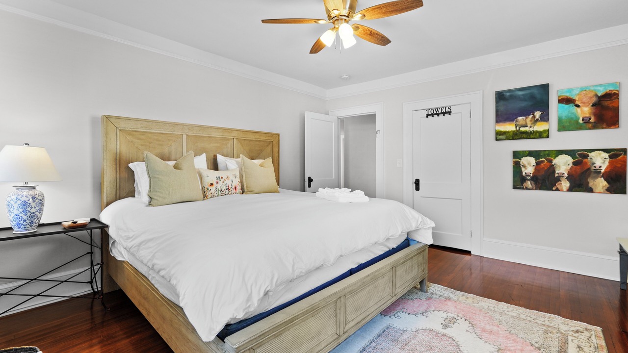 Photo of Bedroom in Pettigru Street Historic District