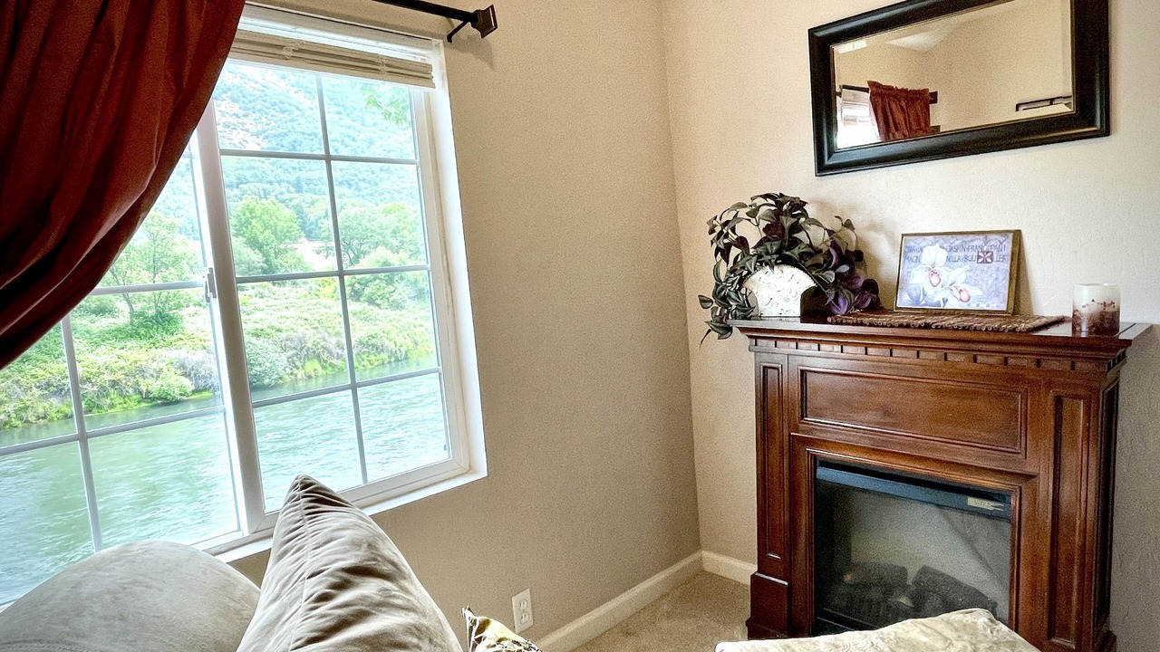 Photo of Bedroom in Grants Pass
