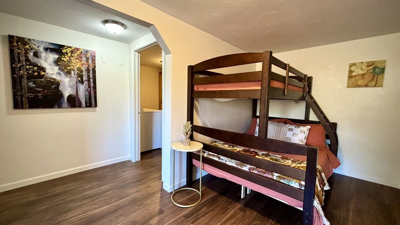 Photo of Bedroom in Grants Pass