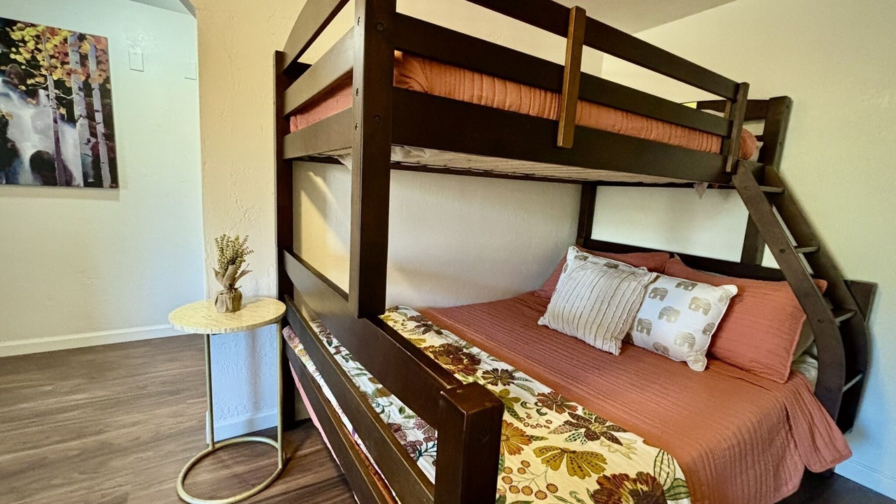 Photo of Bedroom in Grants Pass
