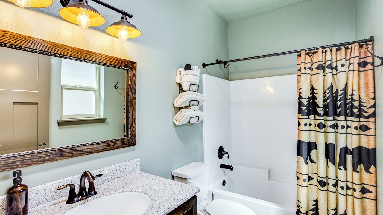 Photo of Bathroom in Packwood