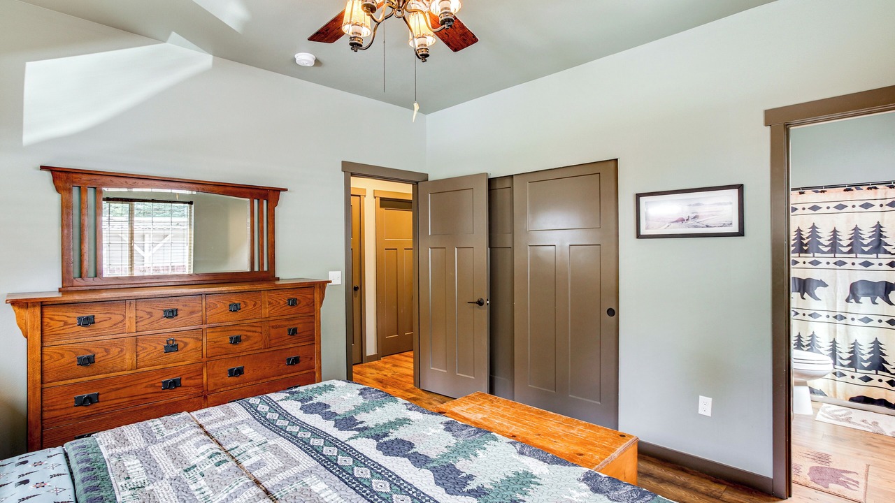 Photo of Bathroom in Packwood