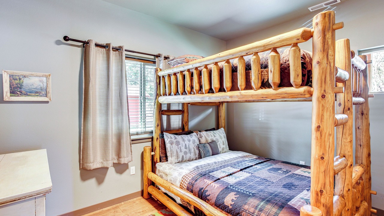 Photo of Others in Packwood