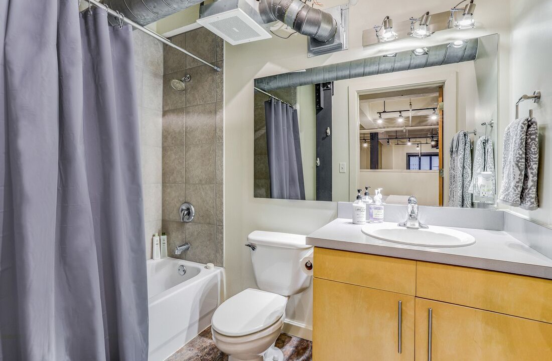 Photo of Bathroom in Downtown Fort Worth