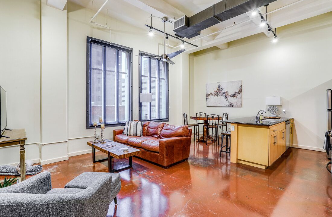 Photo of Livingroom in Downtown Fort Worth