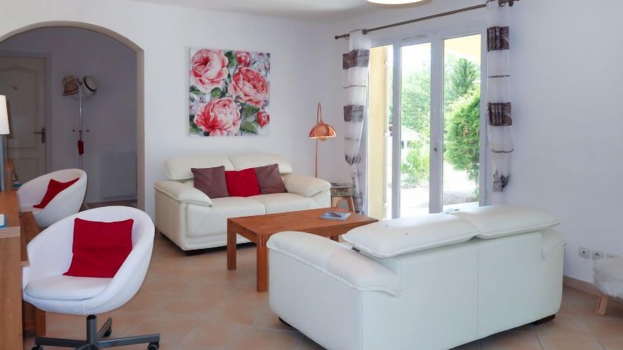 Photo of Livingroom in Le Val
