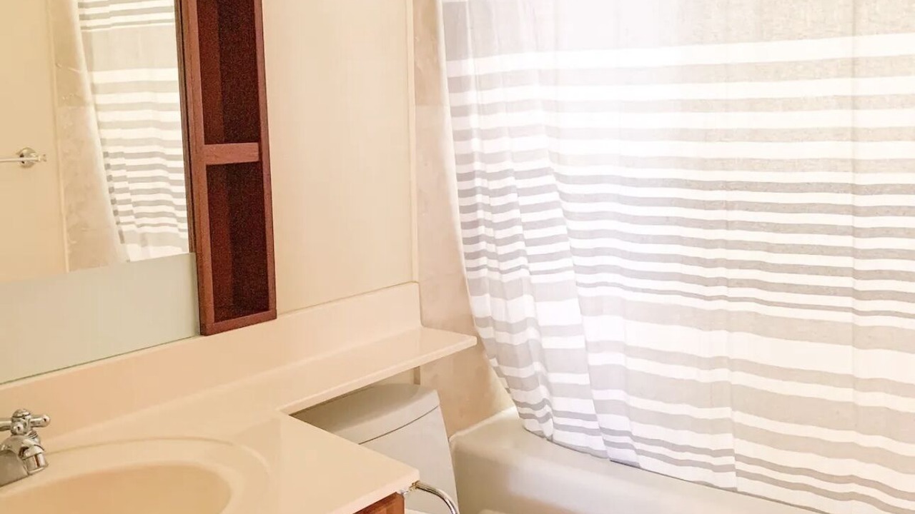 Photo of Bathroom in Rama