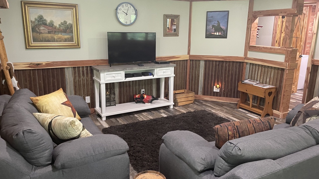 Photo of Livingroom in Longview