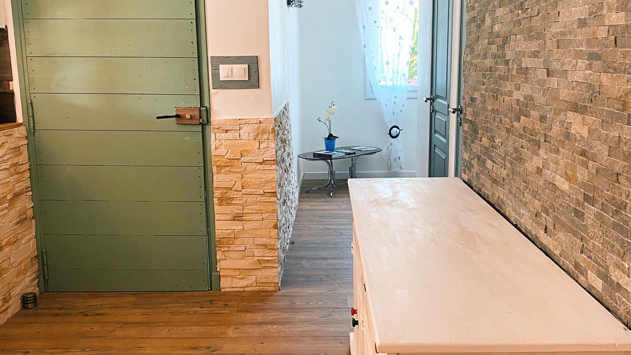 Photo of Others in Saint-Quentin-la-Poterie