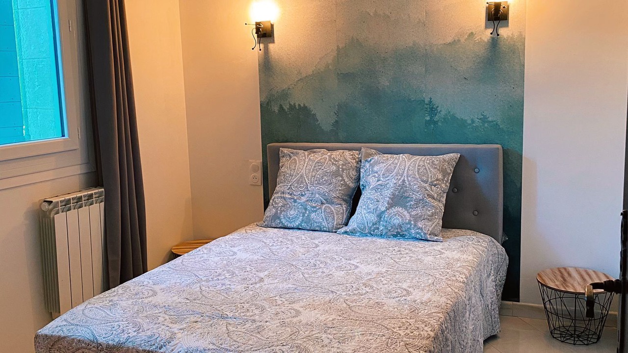 Photo of Bedroom in Saint-Quentin-la-Poterie