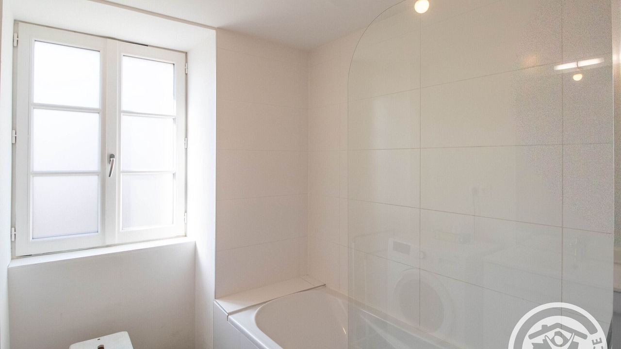 Photo of Bathroom in Bouchemaine
