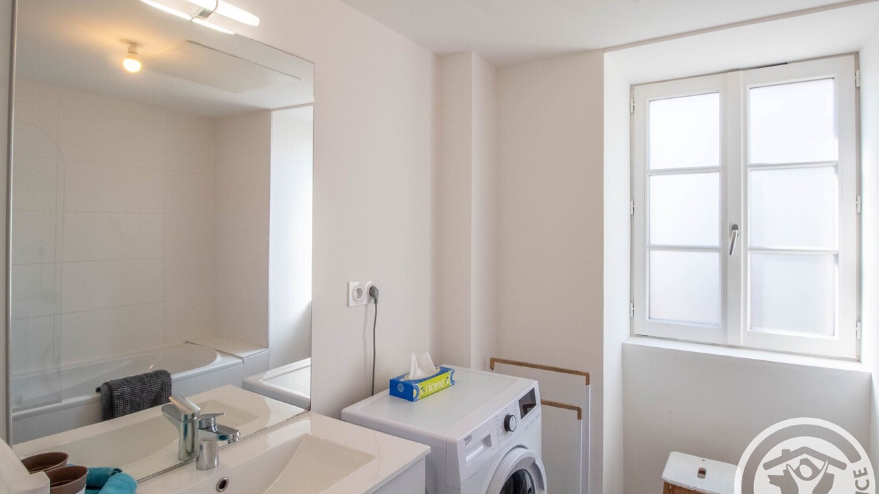 Photo of Bathroom in Bouchemaine