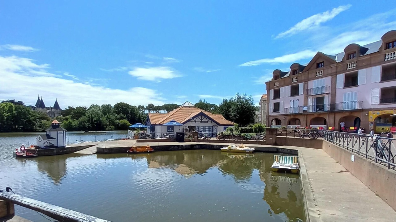 Photo of Others in Bourgenay