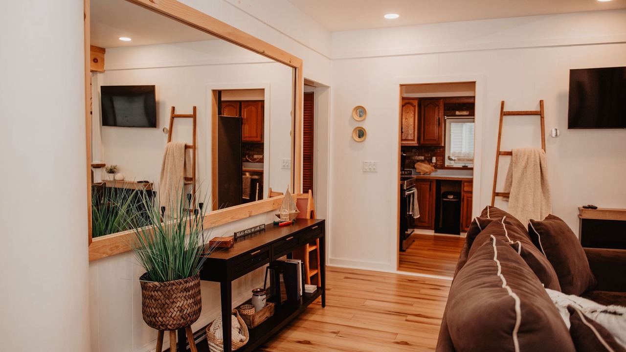 Photo of Livingroom in Auburn