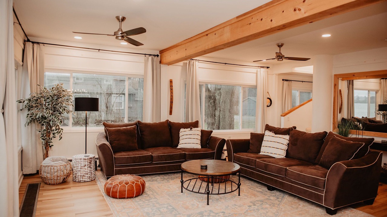 Photo of Livingroom in Auburn