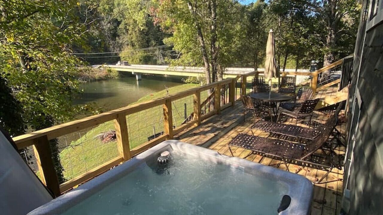 Photo of Patio Balcony in Johnson City