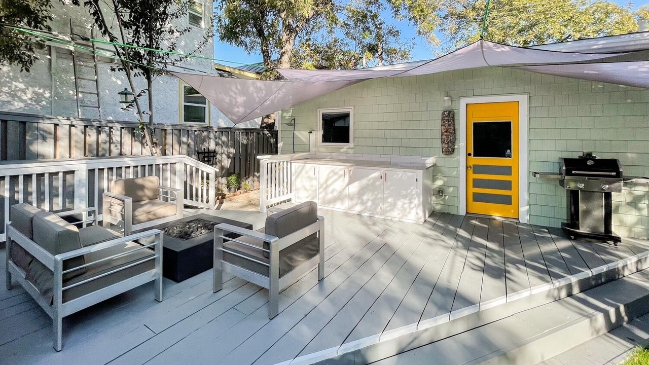 Photo of Patio Balcony in Midtown
