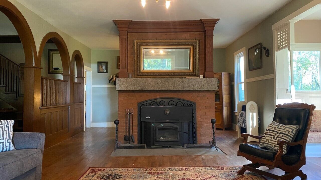 Photo of Livingroom in Little Falls