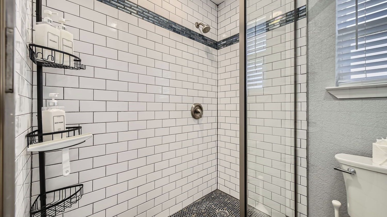 Photo of Bathroom in Haltom City