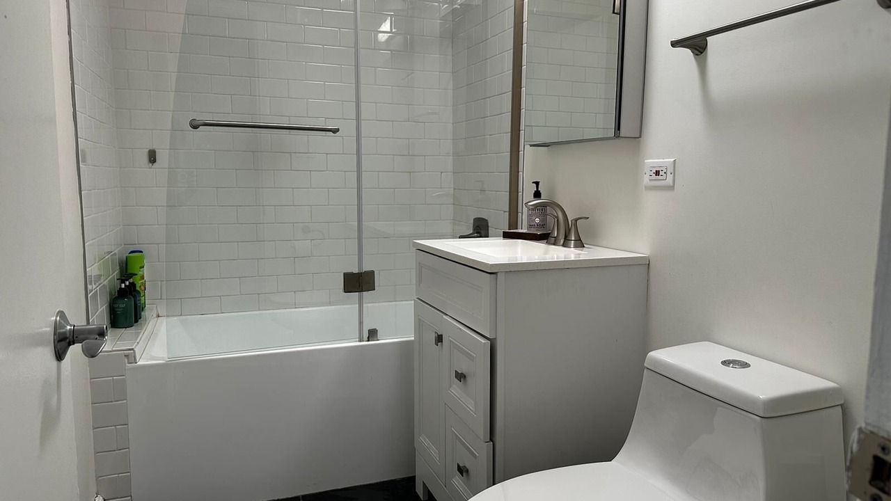 Photo of Bathroom in Old Town Triangle