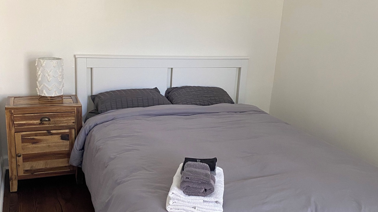 Photo of Bedroom in Old Town Triangle