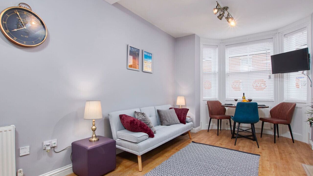 Photo of Livingroom in Castle Donington