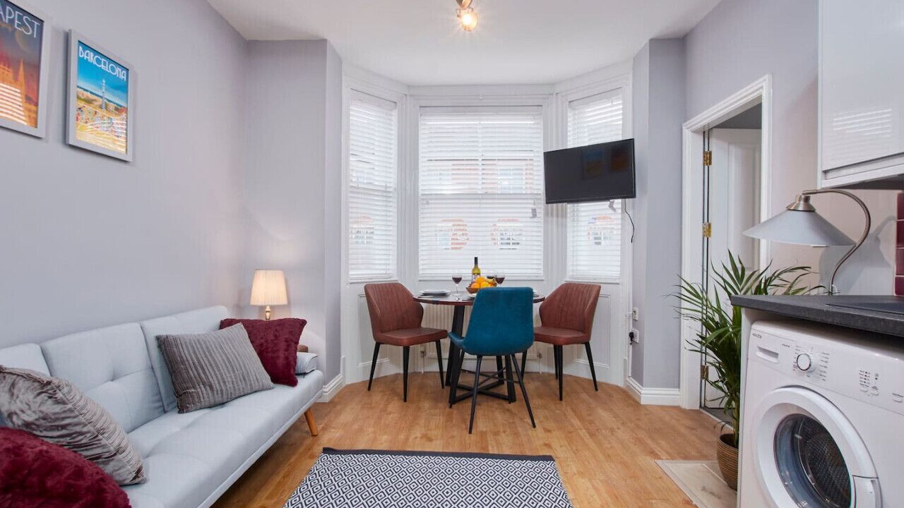 Photo of Others in Castle Donington