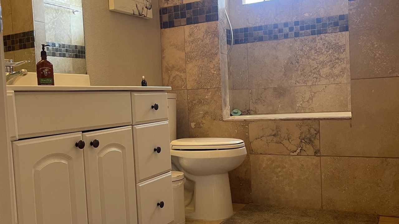 Photo of Bathroom in Highland Lake Estates