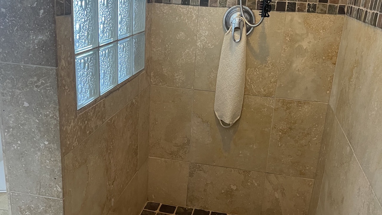 Photo of Bathroom in Highland Lake Estates