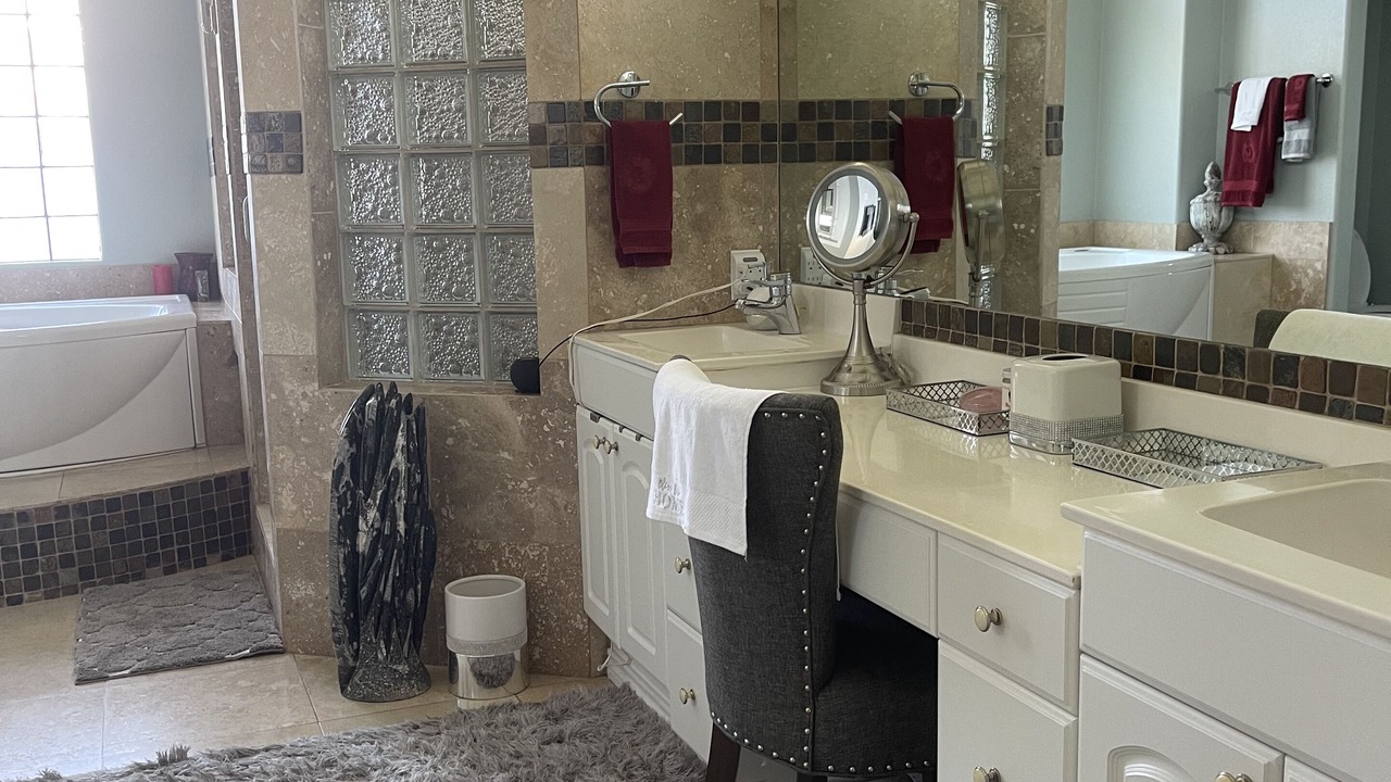 Photo of Bathroom in Highland Lake Estates