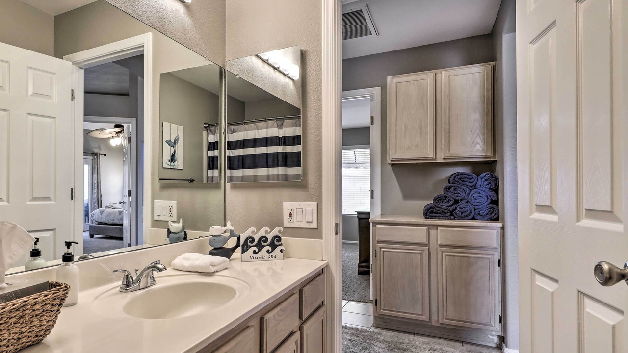 Photo of Bathroom in Mountain Crest