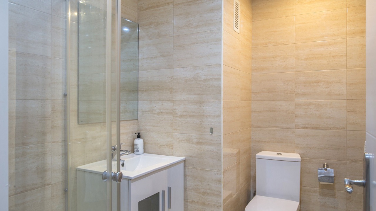 Photo of Bathroom in Fuengirola City Centre