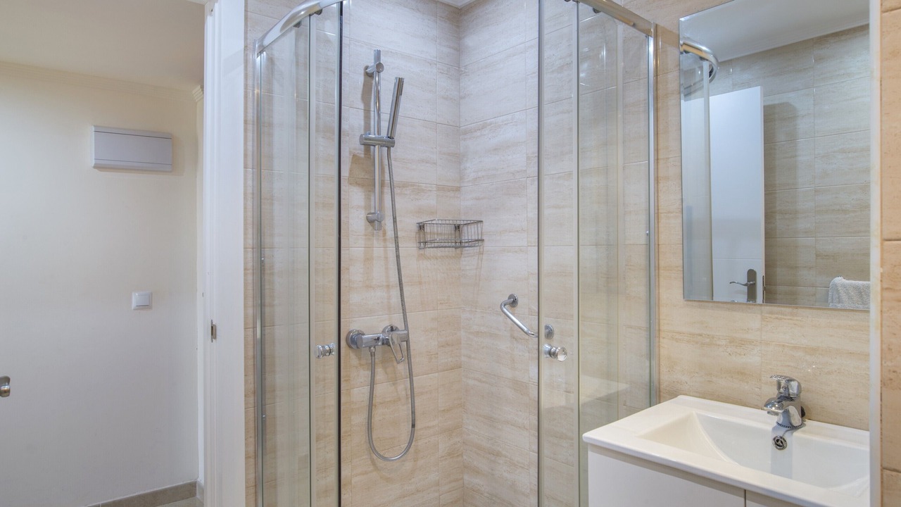 Photo of Bathroom in Fuengirola City Centre