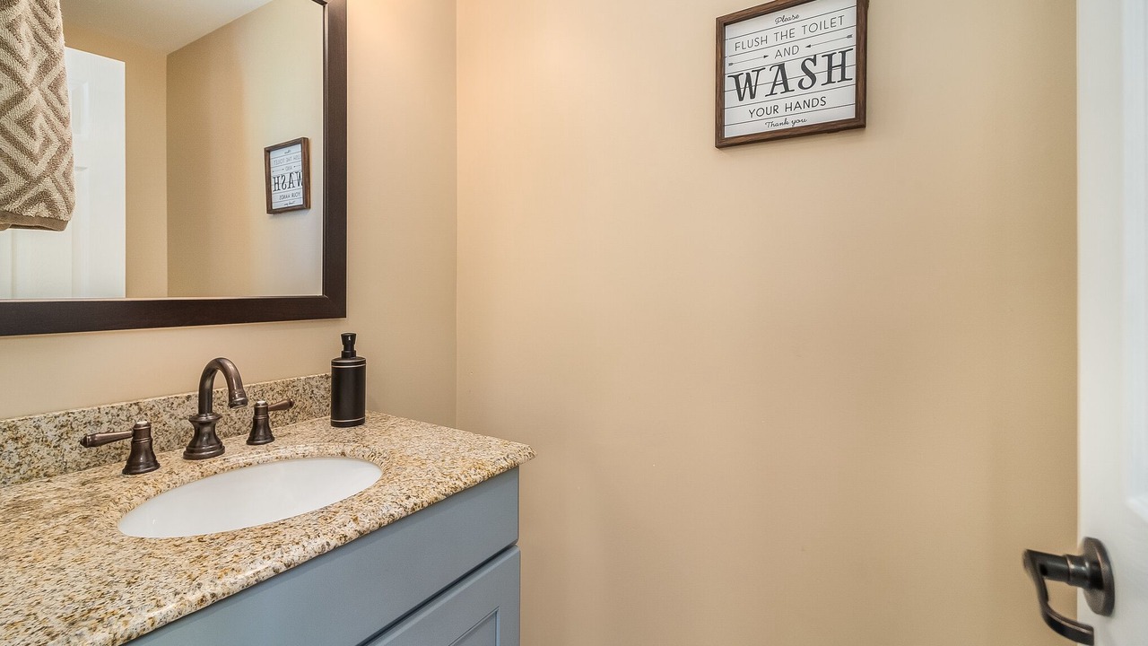 Photo of Bathroom in Lombard